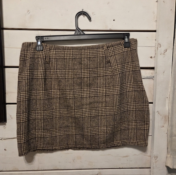 2- Plaid Brown Short Skirts - Picture 2 of 5